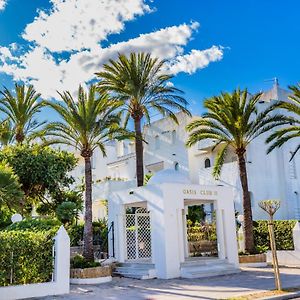 Oasis Club II Triplex Apartment By Rock Rentals